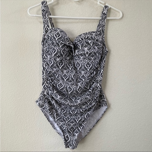 Bondeye Australia patterned black and white one piece ruched swimsuit - Picture 1 of 11
